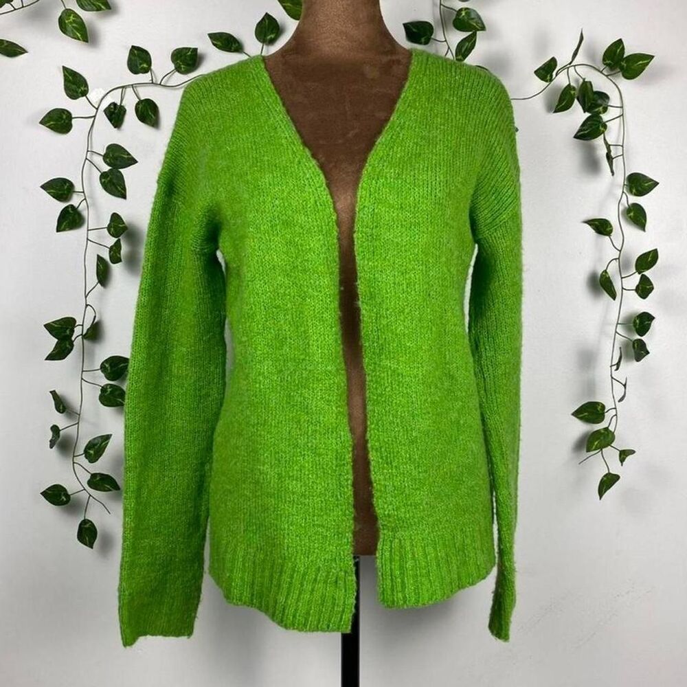 I heart funk’n’Soul bright lime Green knit cardigan open front colorful bright